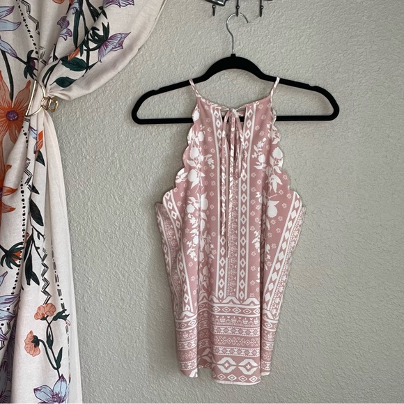 Pink & White Scalloped High Neck Tank with Floral and Geometric Details Size M - Picture 6 of 7